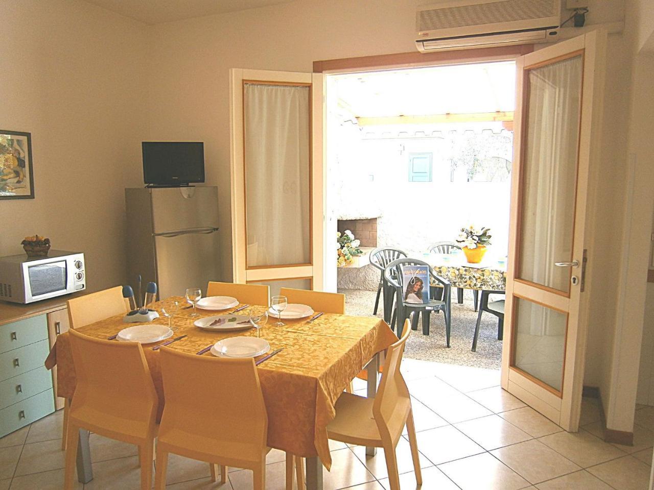 Dina/Viel Lägenhet Bibione Exteriör bild